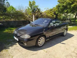 Preto Usado 2001 Renault Mégane Cabriolet Cabrios | € 4.500