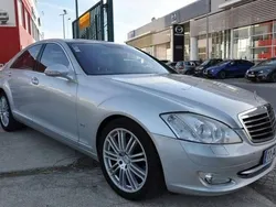 Cinzento prata Usado 2005 Mercedes S500 Avantgarde Sedan | € 24.950