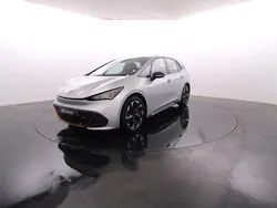 Cinzento Usado 2023 Cupra Born Citadino | € 32.950 (Preço justo)
