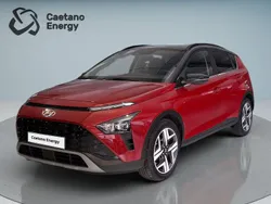 Dragon red/phantom black metalizado Usado 2024 Hyundai Bayon Premium SUV | € 21.900 (Preço elevado)