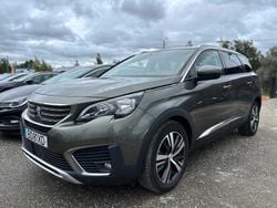Cinzento Usado 2019 Peugeot 5008 Monovolume | € 20.800 (Preço justo)