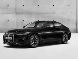 Preto sapphire metalizada Novo 2024 BMW i4 Comfort Edition Sedan | € 74.152 (Preço justo)