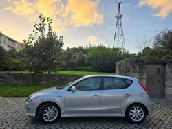 Cinza Usado 2010 Hyundai i30 Comfort Citadino | € 8.500 (Preço justo)