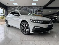 Branco Usado 2021 VW Passat Carrinha | € 20.999 (Bom preço)