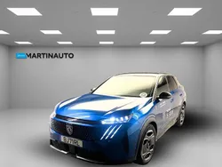 Azul Usado 2024 Peugeot e-3008 GT SUV | € 44.990 (Preço justo)