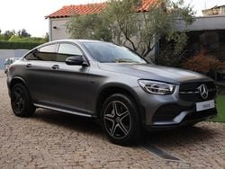 Cinza Usado 2021 Mercedes GLC300e AMG line Coupé | € 53.950 (Caro)