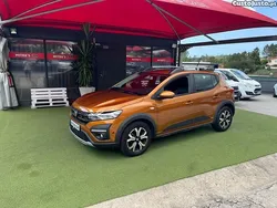Laranja Usado 2021 Dacia Sandero Citadino | € 14.950 (Preço justo)