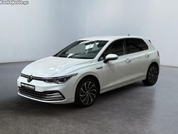 Branco Usado 2024 VW Golf VIII Style Citadino | € 31.990 (Preço justo)