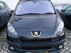 Usado 2012 Peugeot 1007 Citadino | € 1.150