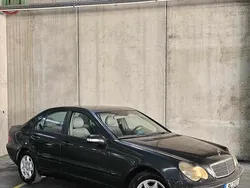 Cinzento Usado 2000 Mercedes C180 Sedan | € 4.250 (Preço justo)