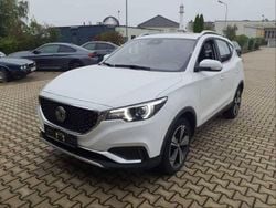 Branco Usado 2021 MG ZS Luxury Sedan | € 20.890 (Preço elevado)