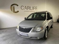 Cinzento Usado 2006 Chrysler Voyager Monovolume | € 4.890