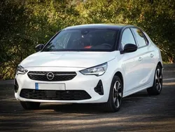 Branco Usado 2022 Opel Corsa-e Citadino | € 18.990 (Preço justo)