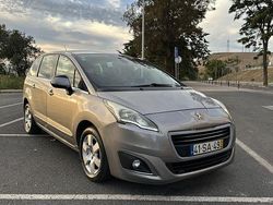 Usado 2014 Peugeot 5008 Monovolume | € 7.500 (Super Preço)