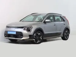 Cinzento Usado 2023 Kia e-Niro SUV | € 29.900 (Preço justo)
