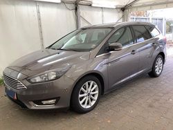 Cinzento Usado 2016 Ford Focus Carrinha | € 10.000 (Preço justo)