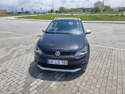 Usado 2011 VW Polo Cross Citadino | € 8.000
