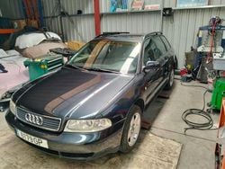Usado 1996 Audi A4 Sport Carrinha | € 2.500