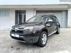 Preto Usado 2011 Dacia Duster SUV | € 8.500 (Bom preço)