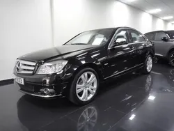 Preto Usado 2008 Mercedes C220 Avantgarde | € 14.500