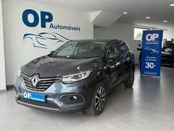 Cinzento Usado 2022 Renault Kadjar Equilibre SUV | € 21.750 (Preço justo)
