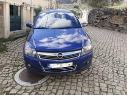 Usado 2008 Opel Astra Sedan | € 2.700 (Bom preço)