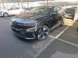 Preto Usado 2022 Renault Mégane Equilibre SUV | € 23.990 (Bom preço)