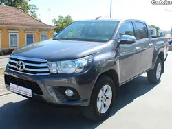 Castanho Usado 2020 Toyota HiLux Pickup | € 29.900 (Super Preço)