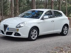 Branco Usado 2010 Alfa Romeo Giulietta Distinctive Citadino | € 9.500 (Preço justo)