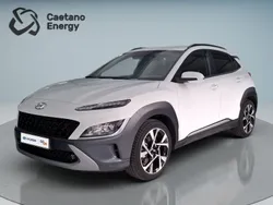Atlas white/phantom black (sólido) Usado 2023 Hyundai Kauai Premium SUV | € 20.250 (Preço justo)