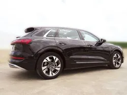 Usado 2021 Audi e-tron S-Line SUV | € 36.500 (Super Preço)