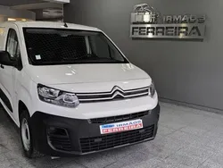 Branco Usado 2023 Citroën Berlingo Monovolume | € 19.000 (Preço justo)