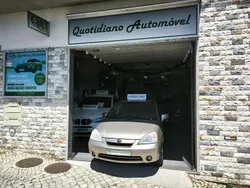 Castanho Usado 2003 Suzuki Liana GL | € 1.000