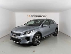 Cinza Usado 2022 Kia XCeed SUV | € 21.980