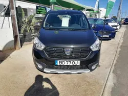 Preto Usado 2022 Dacia Lodgy Comfort Monovolume | € 24.800 (Preço elevado)