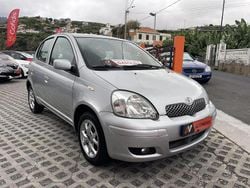 Cinzento Usado 2004 Toyota Yaris Sol | € 4.950 (Caro)