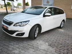 Branco Usado 2015 Peugeot 308 Allure Carrinha | € 10.950 (Preço justo)