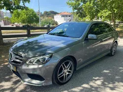 Cinzento Usado 2014 Mercedes E300 Sedan | € 19.500 (Caro)