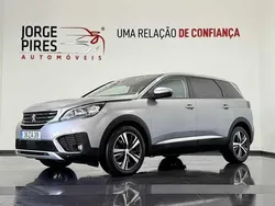 Cinzento Usado 2019 Peugeot 5008 Monovolume | € 22.990 (Preço justo)
