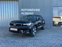 Preto Usado 2022 Volvo XC40 Core SUV | € 33.000 (Preço justo)