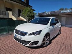 Branco Usado 2016 Peugeot 308 | € 11.990 (Preço justo)