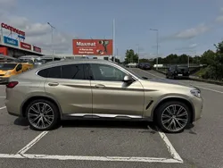 Usado 2018 BMW X4 Comfort Edition SUV | € 47.500