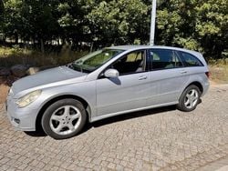 Usado 2007 Mercedes R320 Monovolume | € 9.950