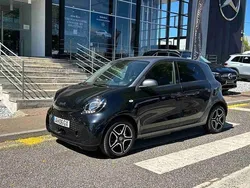 Cinzento Usado 2021 Smart ForFour Electric Drive Pulse Citadino | € 15.300 (Caro)