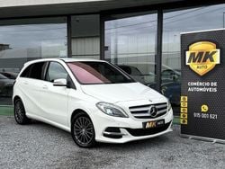 Branco Usado 2017 Mercedes B250e Monovolume | € 13.800