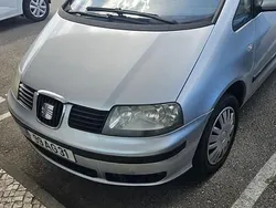Cinza Usado 2005 Seat Alhambra Monovolume | € 4.999