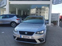 Cinza Usado 2024 Seat Ibiza Style | € 17.900 (Preço elevado)