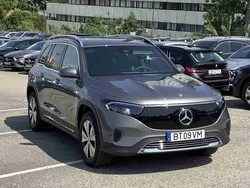 Prateado Novo 2025 Mercedes EQB250+ Edition SUV | € 61.425 (Preço justo)