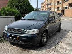 Verde Usado 2000 Opel Astra Citadino | € 3.000
