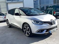 Usado 2017 Renault Grand Scénic IV Bose Edition Monovolume | € 16.400 (Preço justo)